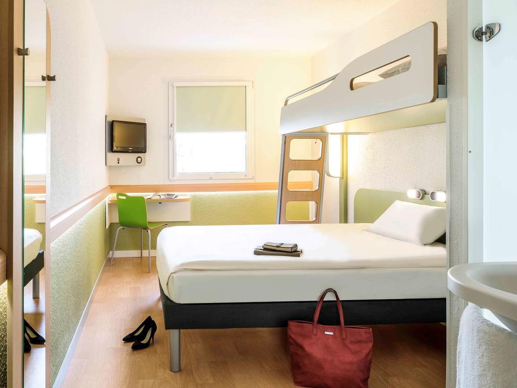 Ibis Budget Remiremont Exterior photo